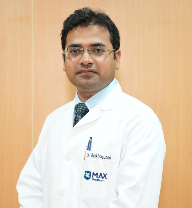 About Dr. Vivek Vasudeo